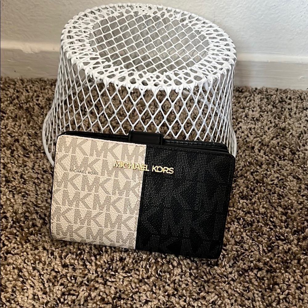 Michael Kors Black and Beige Wallet